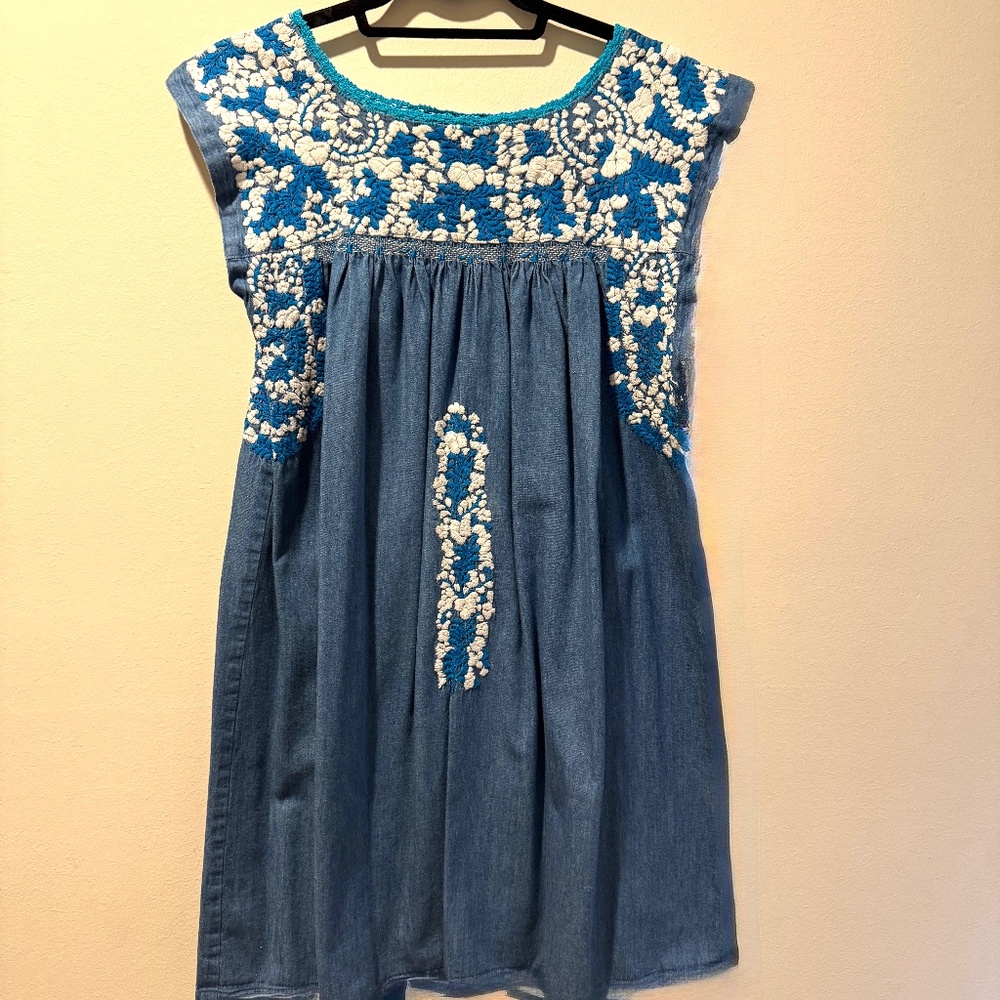 Mi Golondrina Chambray dress, Large, blue and white embroidery